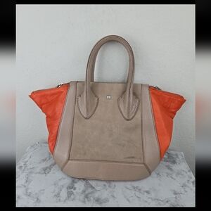 Pour La victoire Tan and Orange Handbag